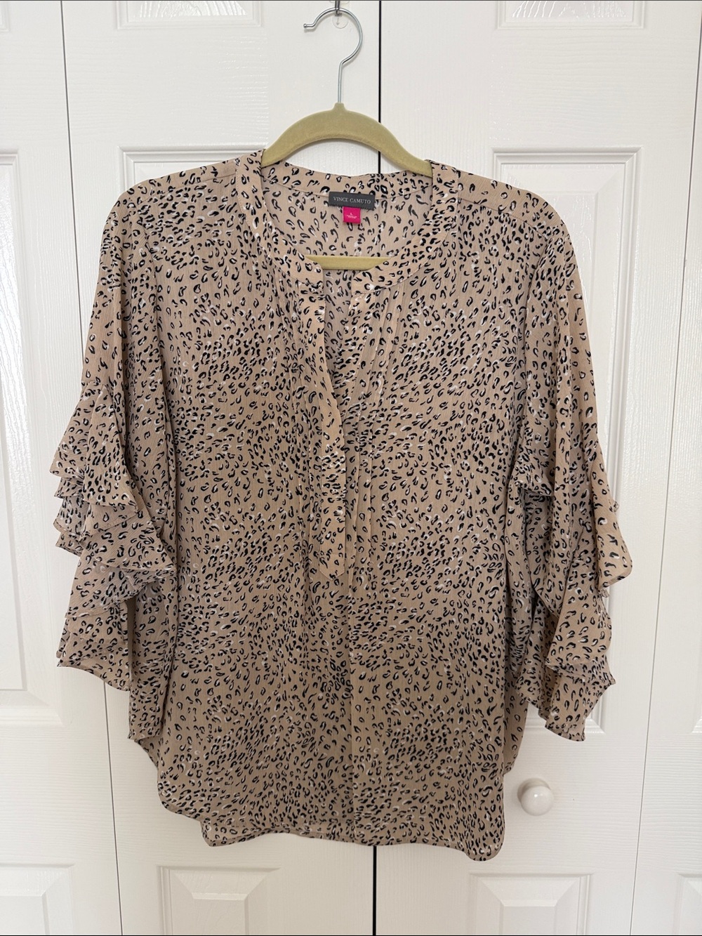 Vince Camuto Beige Leopard Ruffle-Sleeve Blouse